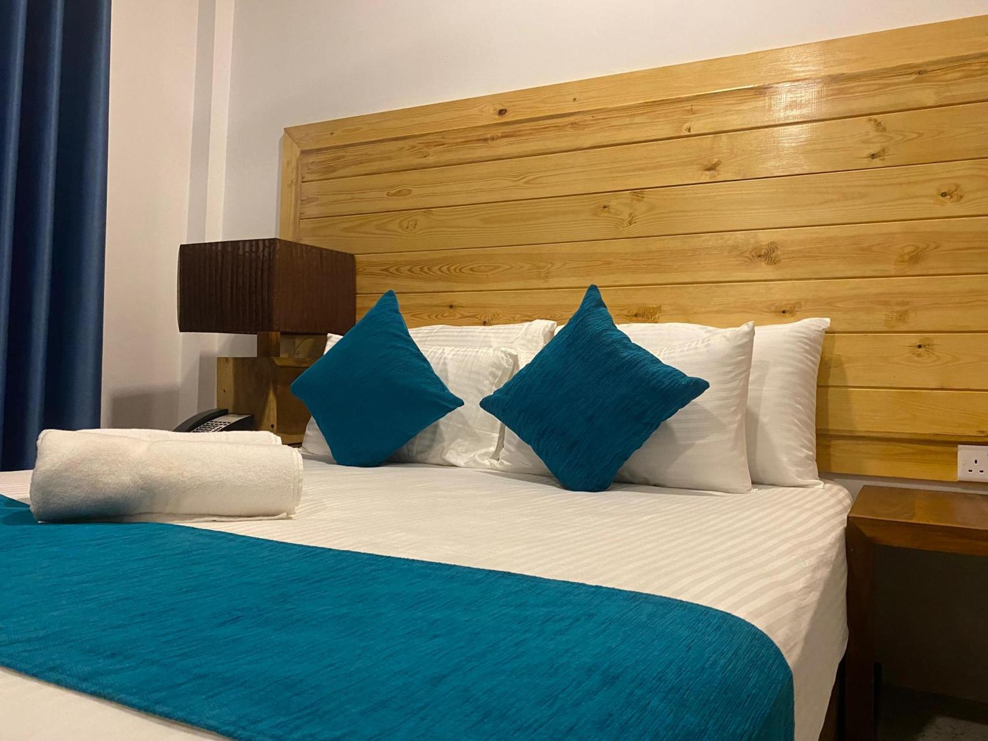 Trinco Beach Resort Trincomalee Kültér fotó